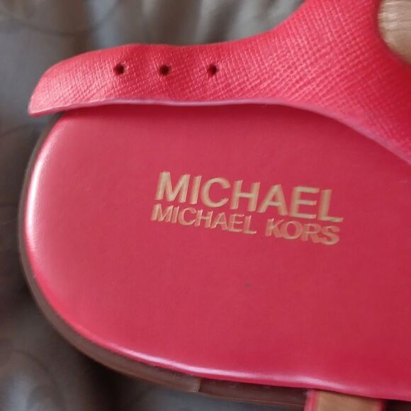 Michael Kora  - Picture 3 of 4